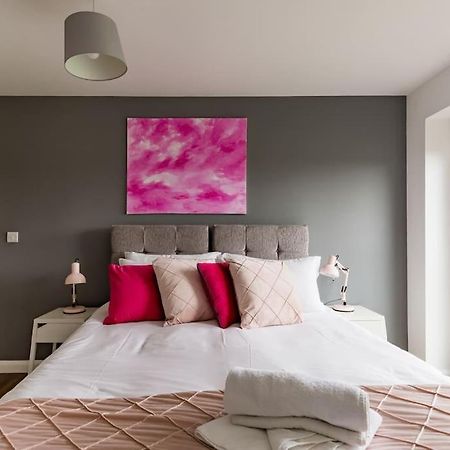 Tm - Rana Court 1 Bedroom Apartment With Balcony Оксфорд Экстерьер фото